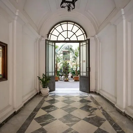 Apartamento Ampio Con Vinili In Centro Storico